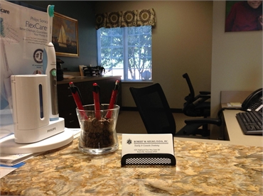 Reception center at the office of Knoxville dentist Robert M. Kelso DDS