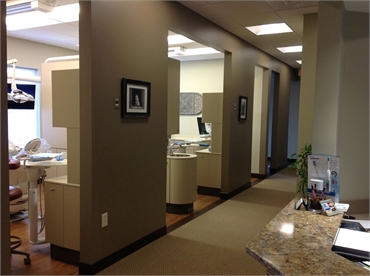 Hallway and operatories at the office of Knoxville dentist Robert M. Kelso DDS