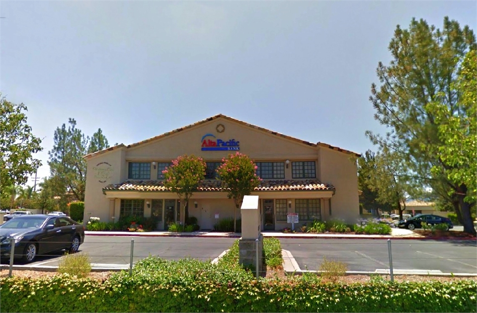 Temecula Ridge Family Dentistry located 2.6 miles to the north of PORTOLA TERRACE