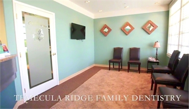 Waiting area at Temecula Ridge Dentistry is located just 2.9 miles to the north of The Foothills at 