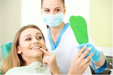 Know About Your Cosmetic Dentist Before Taking An Appointment