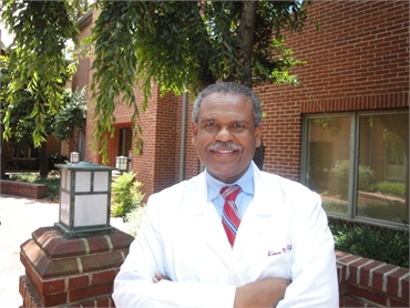 Dr. Alonzo M. Bell dentist in Alexandria VA 22314