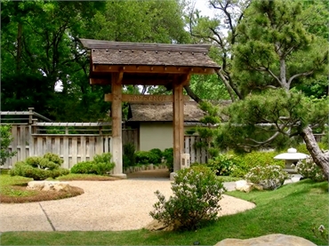 Japanese Garden 19 minutes drive to the north of Fort Worth dentist Sycamore Smiles Pediatric Dentis