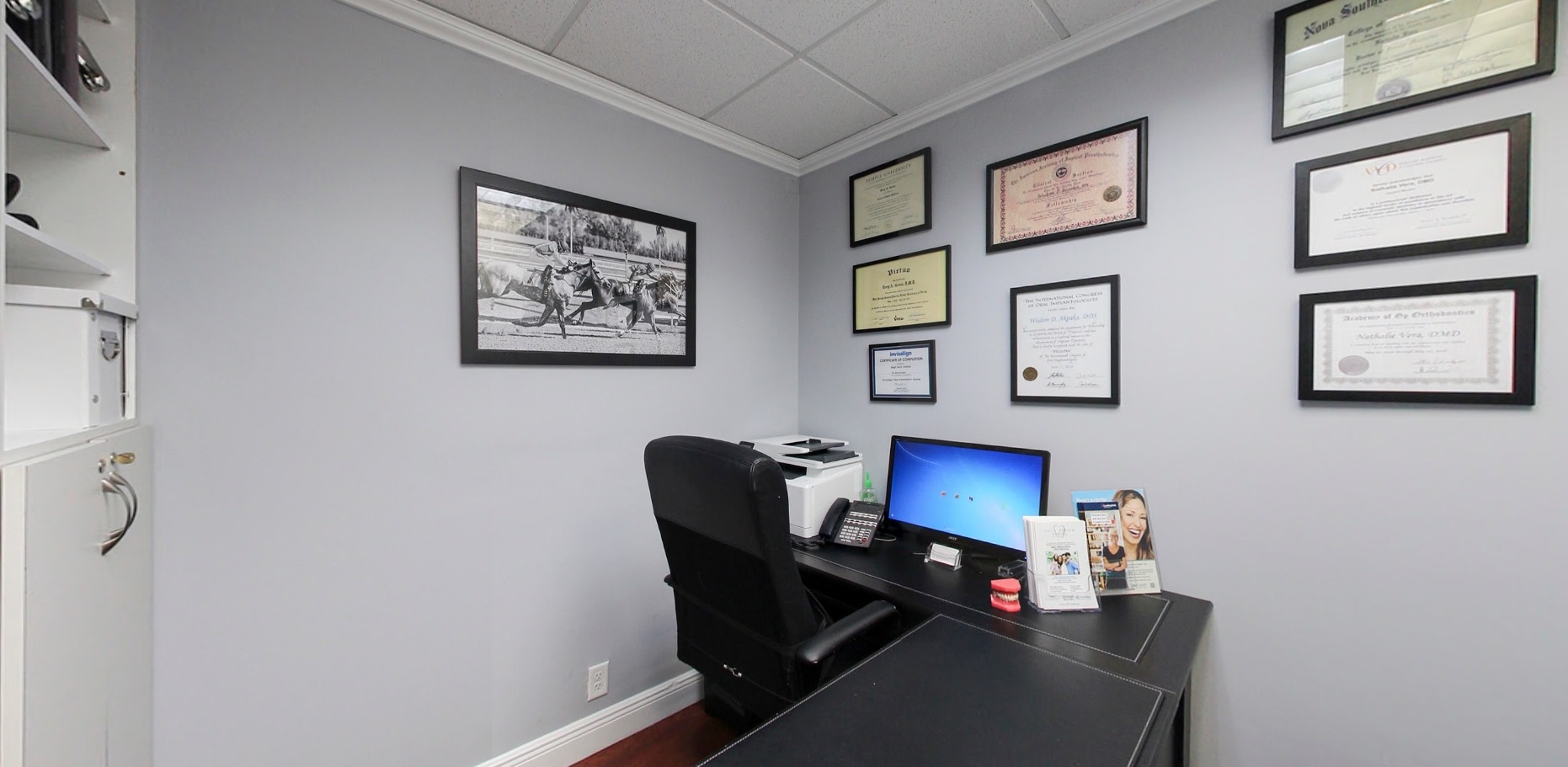 Consultation room at Smile Design Dental of Hallandale Beach Dentagama