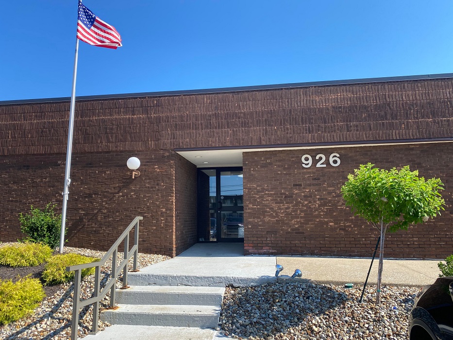 Exterior view of Ashland Dental Arts office building | Dentagama