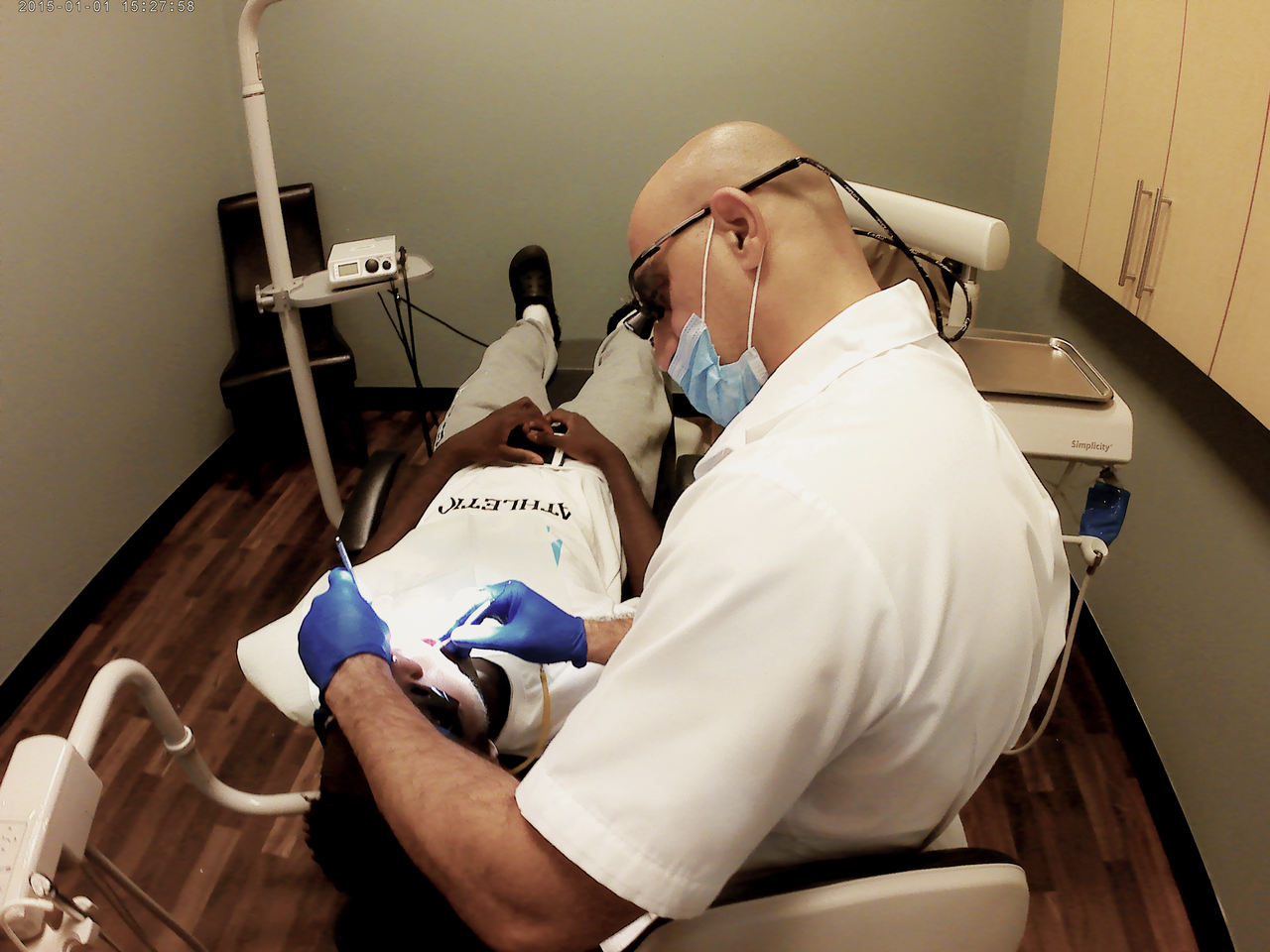 Woodbridge emergency dentist Samer Khattab DDS treating an abscessed