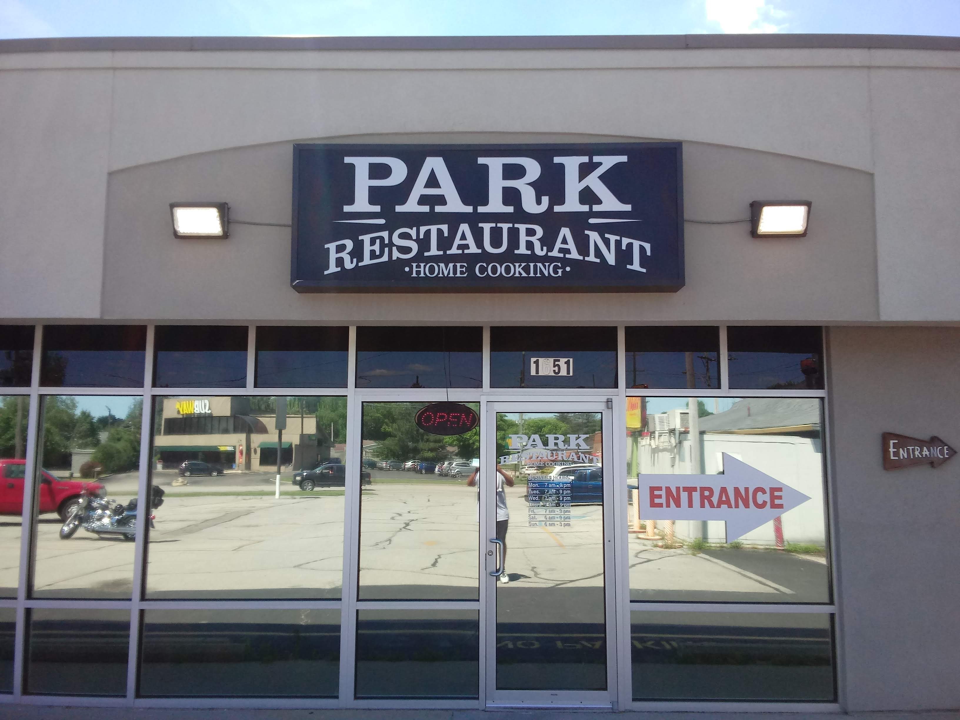 Park Restaurant at 2 minutes drive to the north of New Castle Parkview