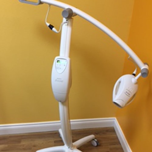 Zoom teeth whitening at Longmont CO dentist Artistic