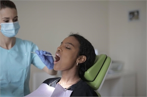 6 Dental Health Tips to Prevent Your Teeth From Staining