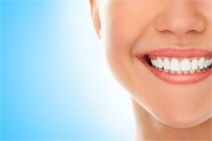 Lady with a healthy smile