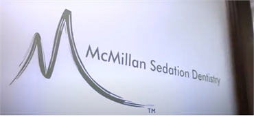 Signage on the glasspane at Burke dentist Burke Centre Dental Arts