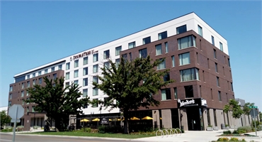 DoubleTree by Hilton Greeley at Lincoln Park is at 15 minutes drive to the east of Greeley dentist L