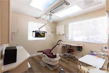 Well lit and spacious operatory at Sunnyvale dentist Derek H. Tang DDS