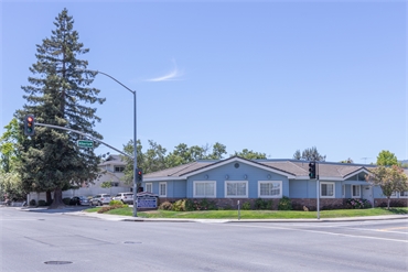 Exterior view at dentist Sunnyvale CA Derek H. Tang DDS