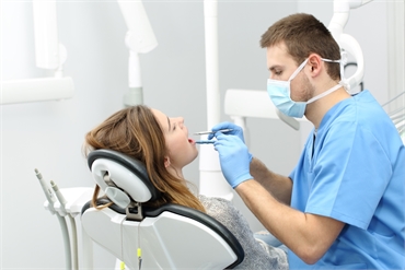 How to Find the Best Dentist Near Me With Good Reviews