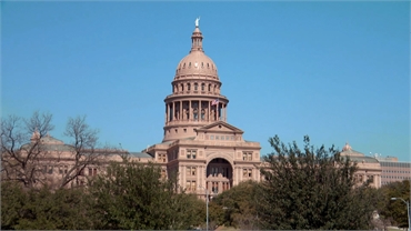 Texas Capitol is at 10 minutes drive to the south of Austin dentist Brilliant Smiles