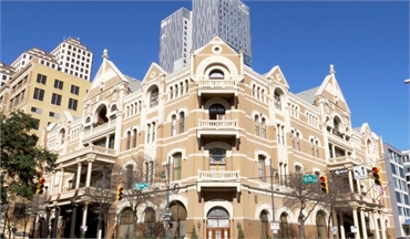 The Driskill - The Unbound Collection by Hyat at 12 minutes drive to the south of Austin dentist Bri