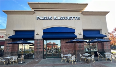 Paris Baguette at 7 minutes drive to the northwest of Roseville Dental Comany