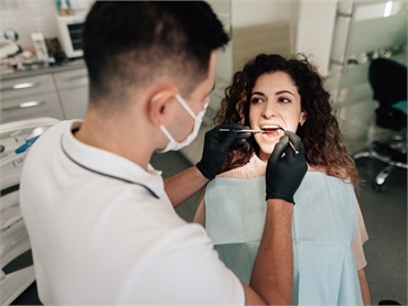 When Do Dentists Recommend Cosmetic Dental Treatments