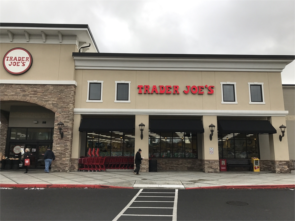 Trader Joe's few paces to the east of Spokane dentist Cascade Dental Care South Hill