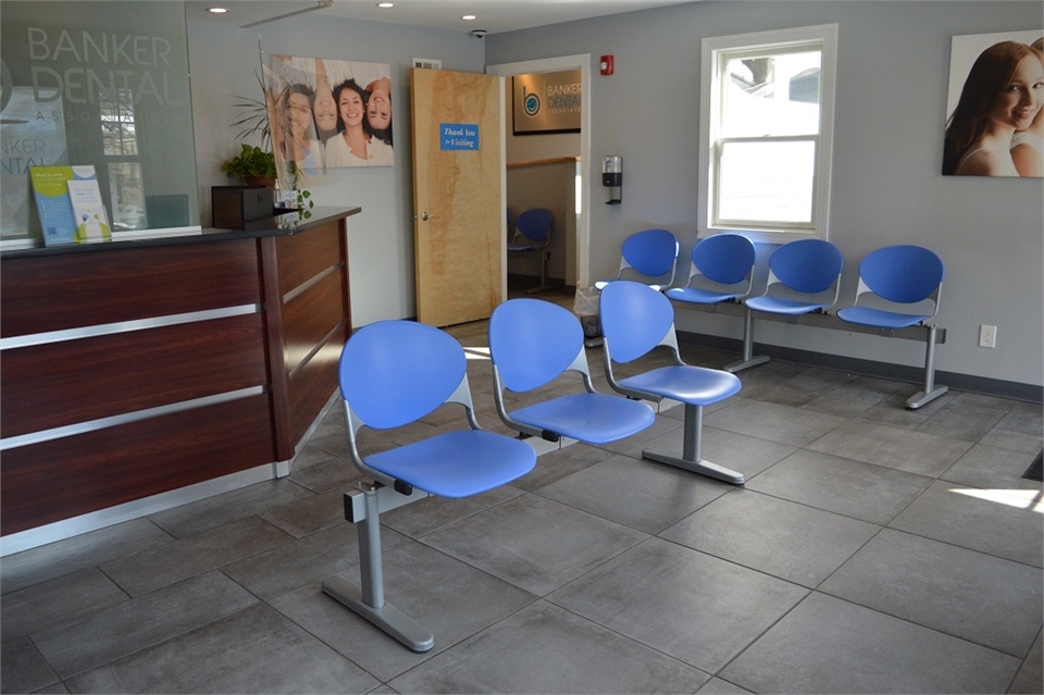 Waiting area at Elizabeth dentist Banker Dental Associates