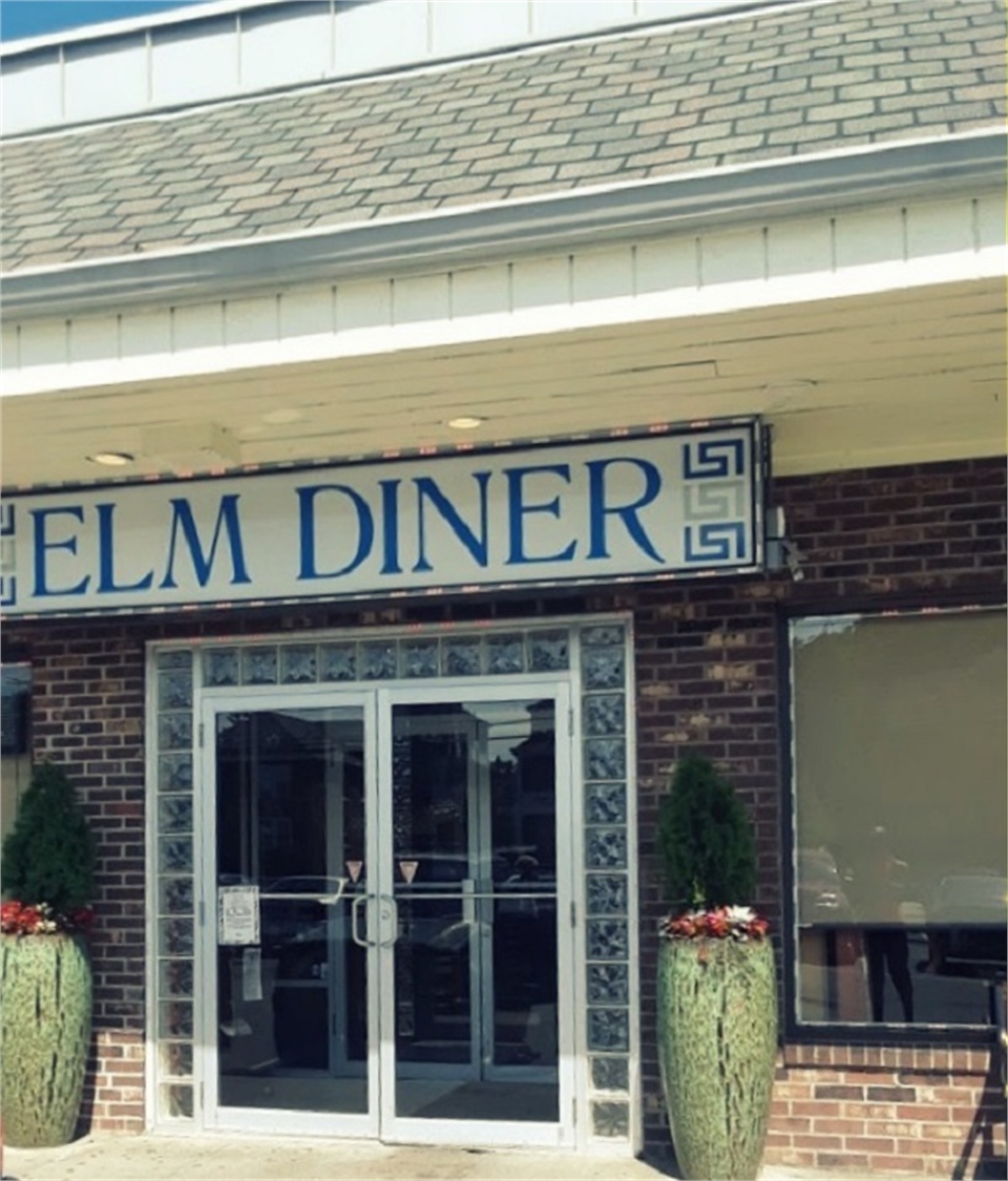 Elm Diner 4 minutes drive to the north of West Haven dental specialist Shoreline Dental Care