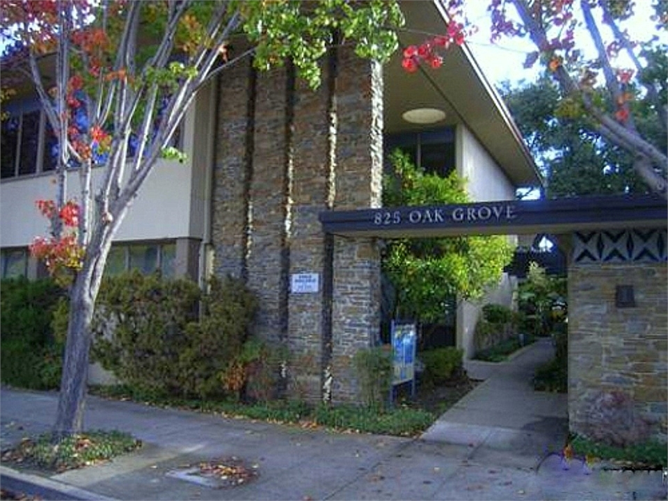 Exterior view of Menlo Park dentist Scott Hoffman DDS