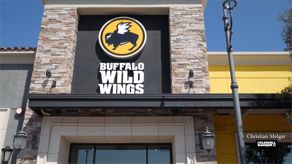 Buffalo Wild Wings at 7 minutes to the northwest of Simi Valley dentist Sequoia Dentistry