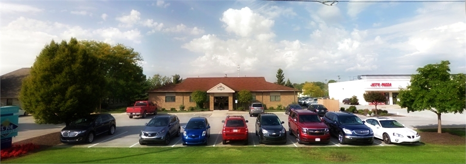 Exterior view of the office of cosmetic dentist in Fort Wayne IN Steven Ellinwood DDS