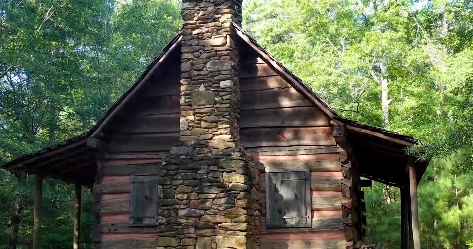 Pickett's Mill Battlefield State Historic Site at 10 minutes drive to the south of Seven Hills Denti