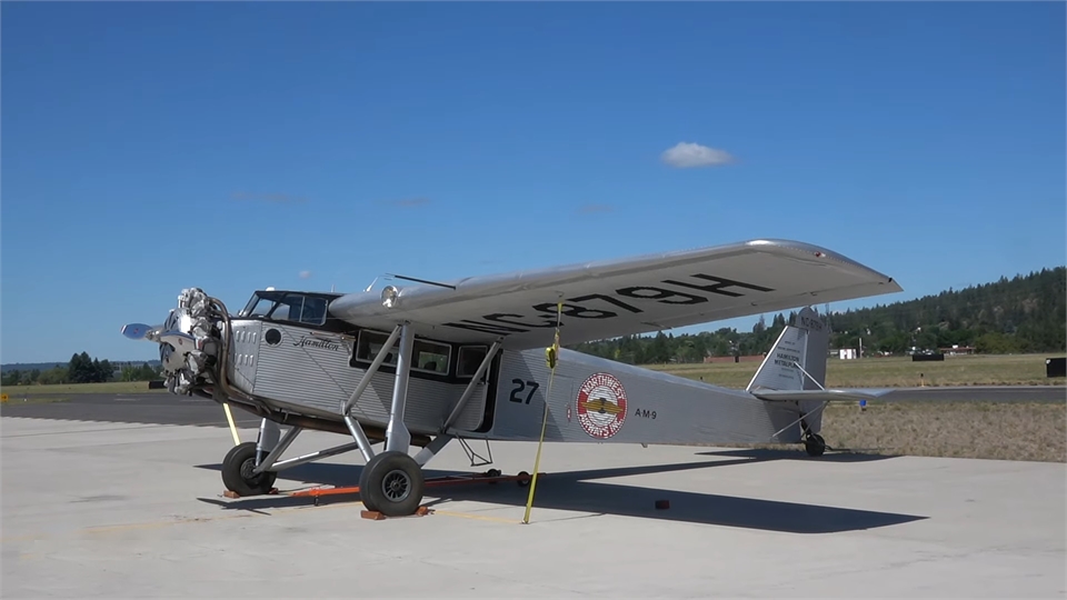 Historic Flight Foundation Museum at 15 minutes drive to the northwest of Dr. C KIDS Dentistry