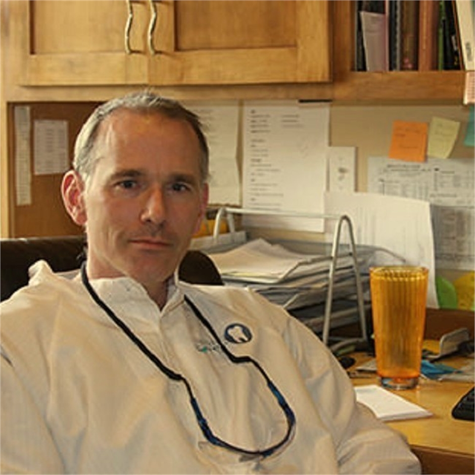 Bremerton dentist Dr. Verharen in his office at Current Dental