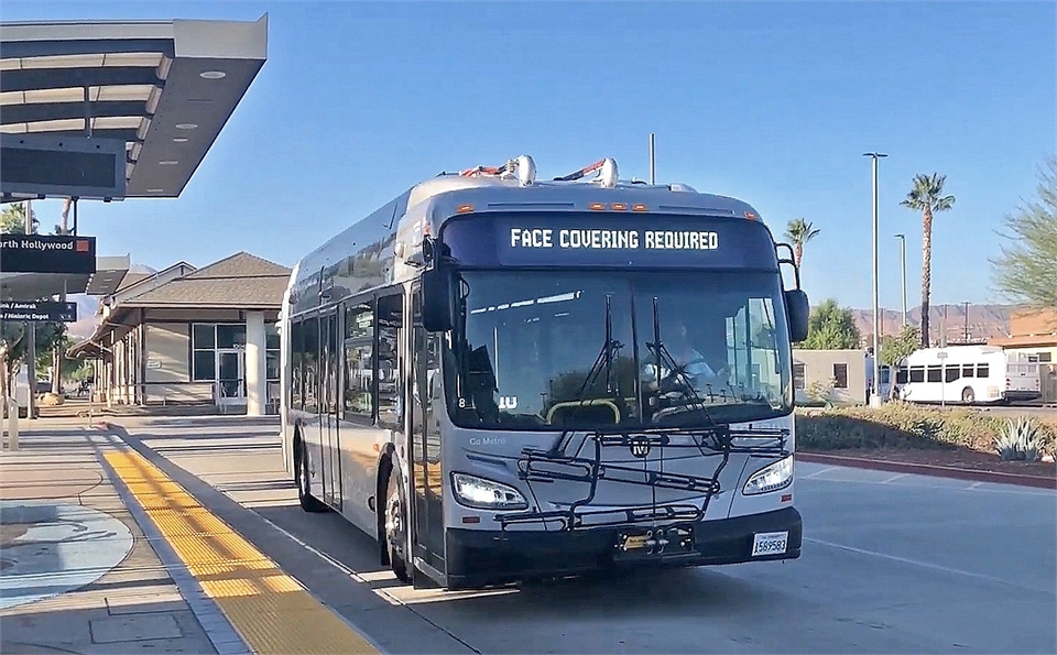 Metro G Orange Line at Chatsworth Station at 3 minutes drive to the southwest of Chatsworth Dental G