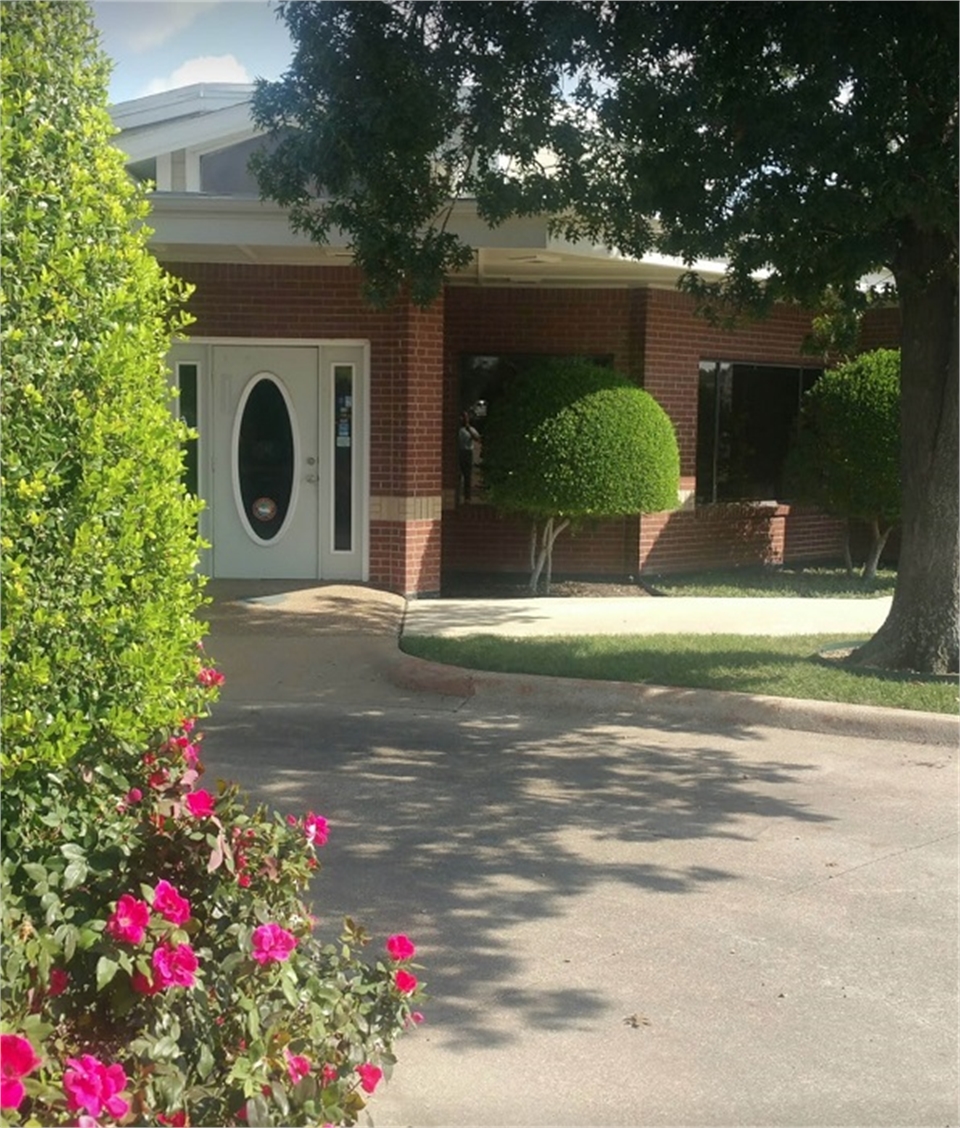 Front entrance door at Grand Prairie Dental