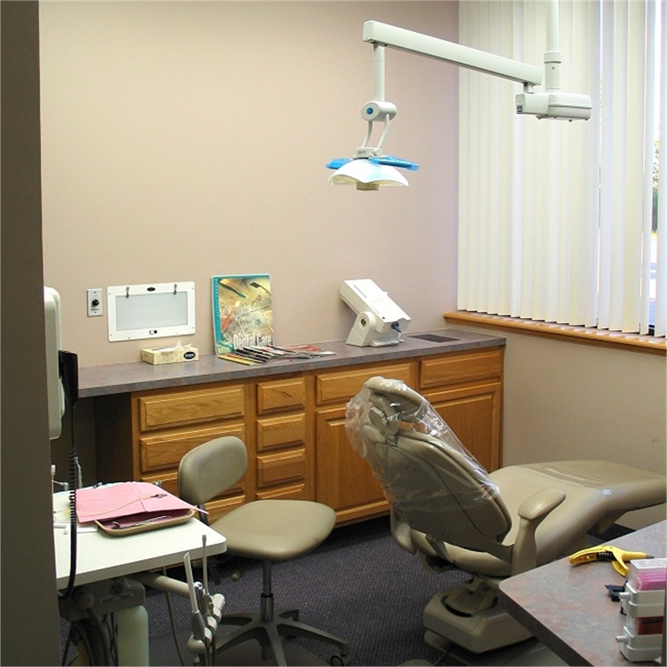 State of the art equipment at the operatory of Clinton Township dentist Michael J Aiello DDS