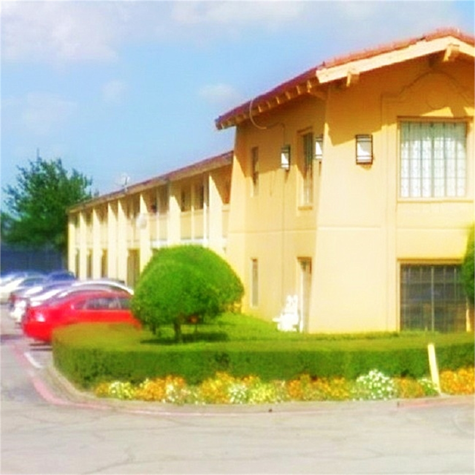 Motel 6 just 4 miles from La Prada Family Dentistry Garland TX 75043