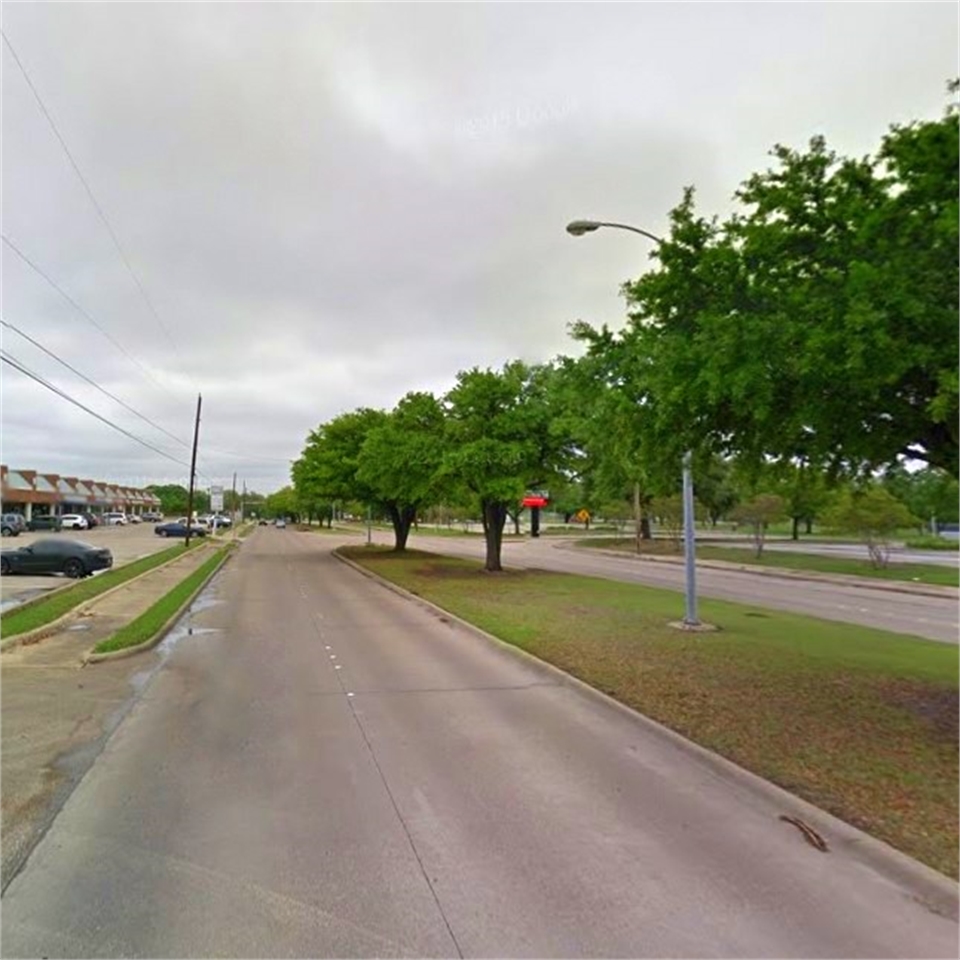 View of W Oates Rd passing near La Prada Family Dentistry Garland TX 75043