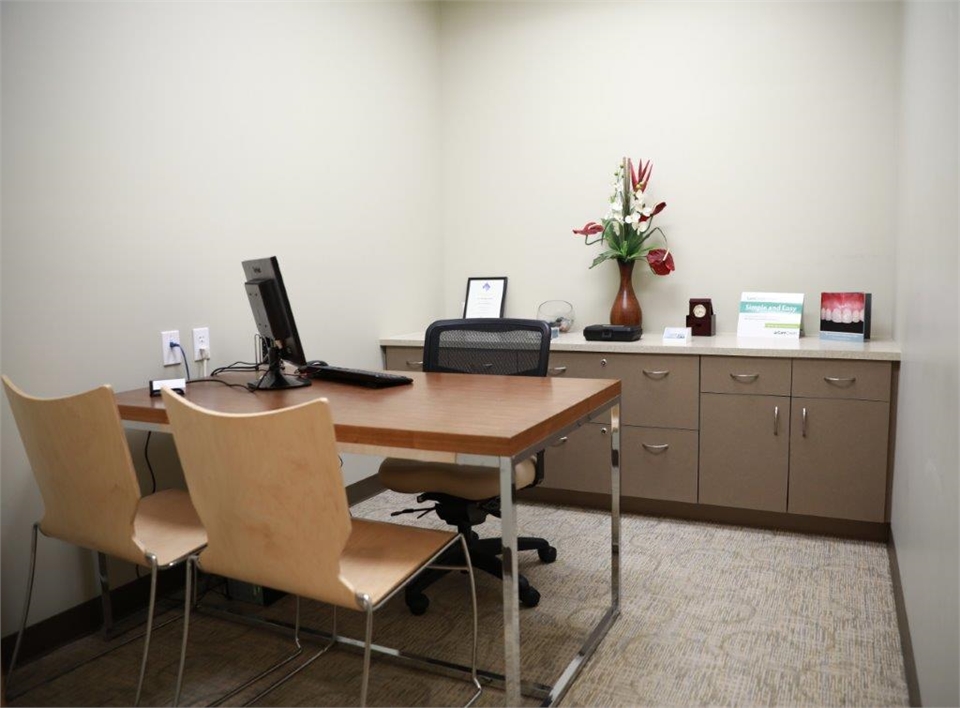 Consulting room at Renton dentist Renton Smile Dentistry