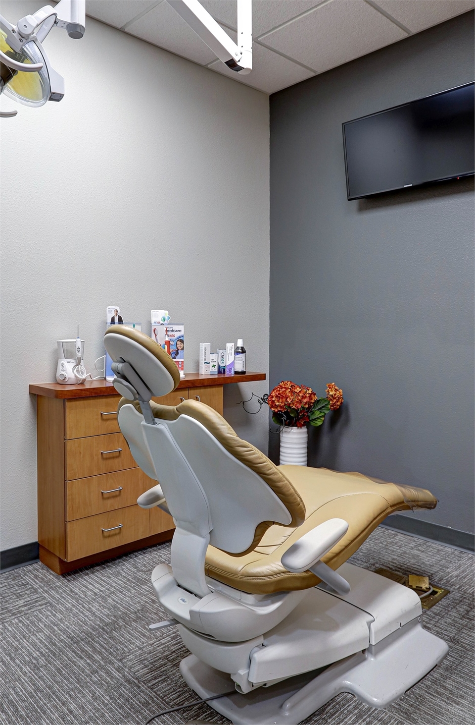 Modern operatory at Kent Dental