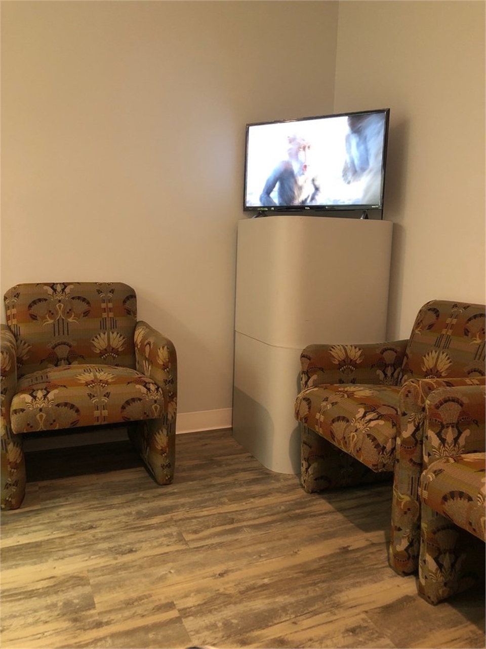 Spacious waiting room at Ventura Dentist Channel Islands Family Dental Office