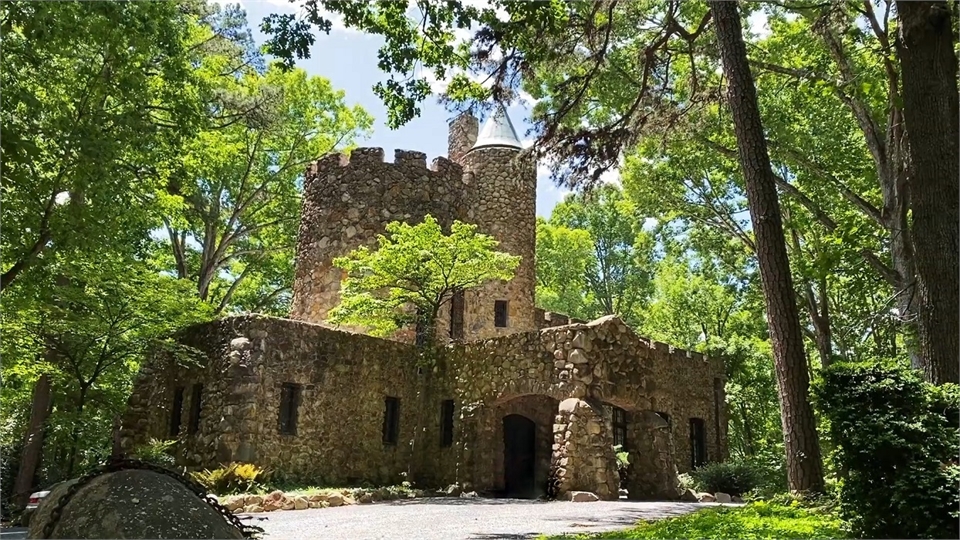 The Forest Theatre at 15 minutes drive to the northeast of Chapel Hill dentist Everbright Dental