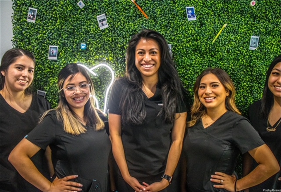 Staff at Dallas dentist Dulce Dental Dentagama