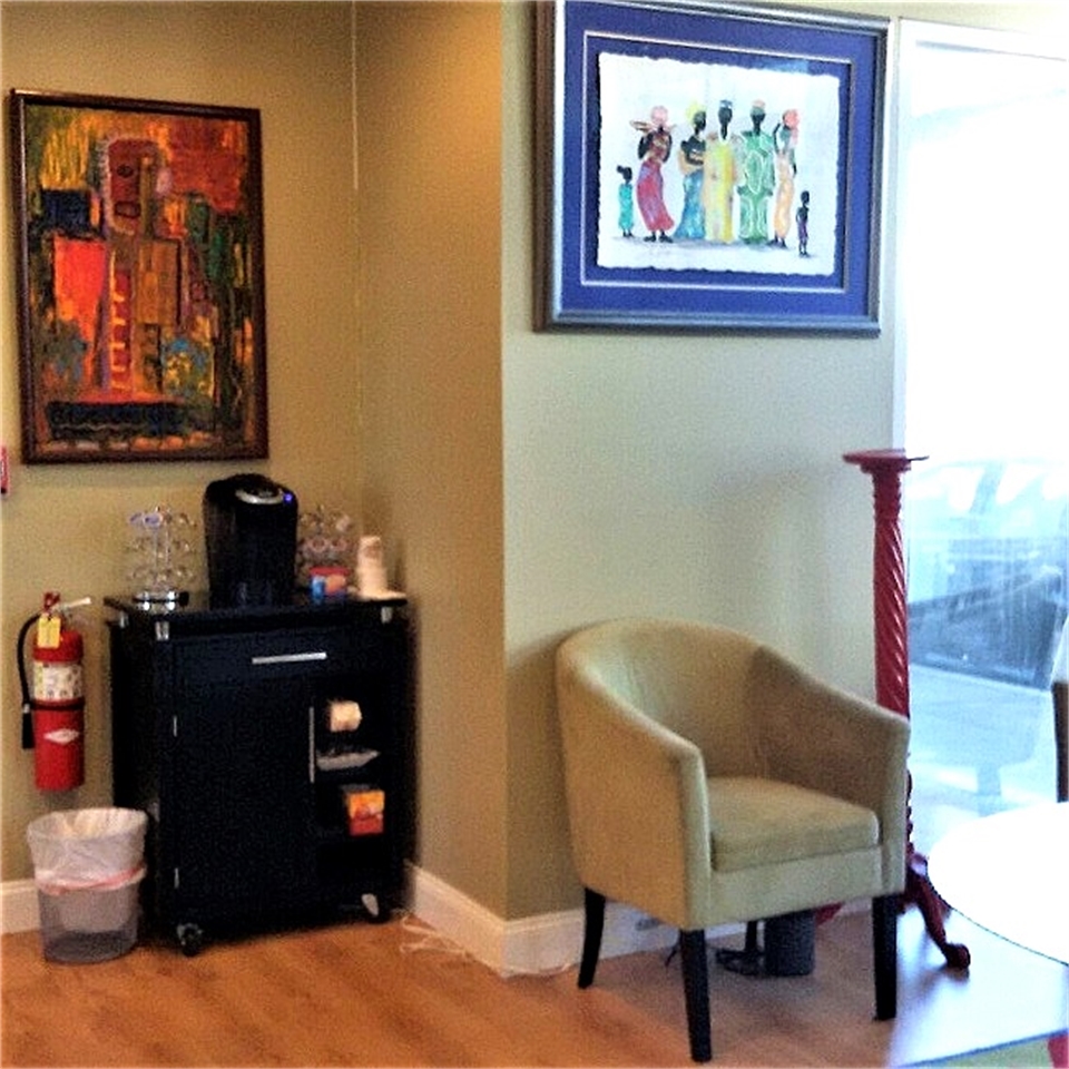 Waiting area at ReNew Dental Care Hamilton HM 09 Bermuda