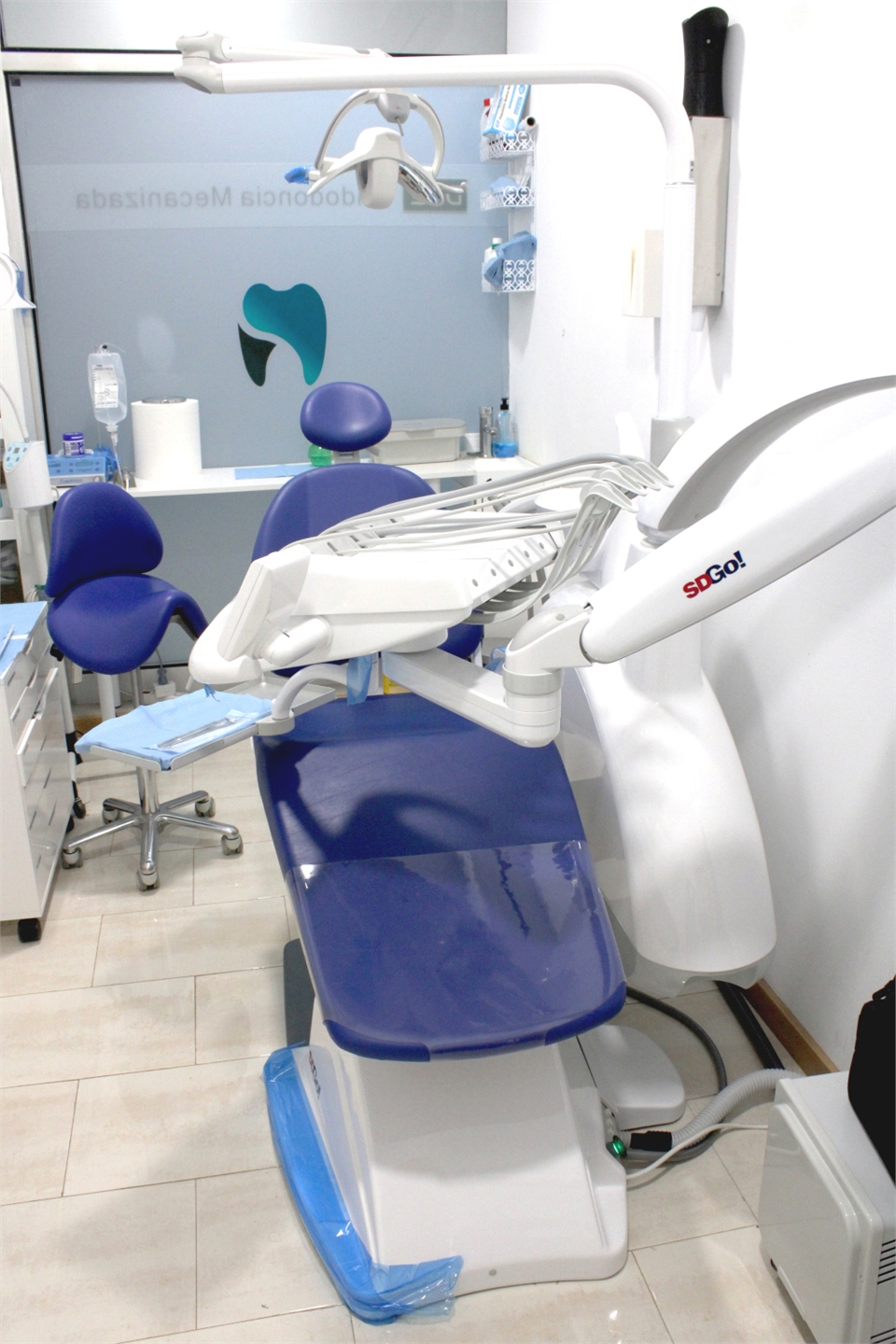 2 Box Novita Dental Studio Sants Montjuic