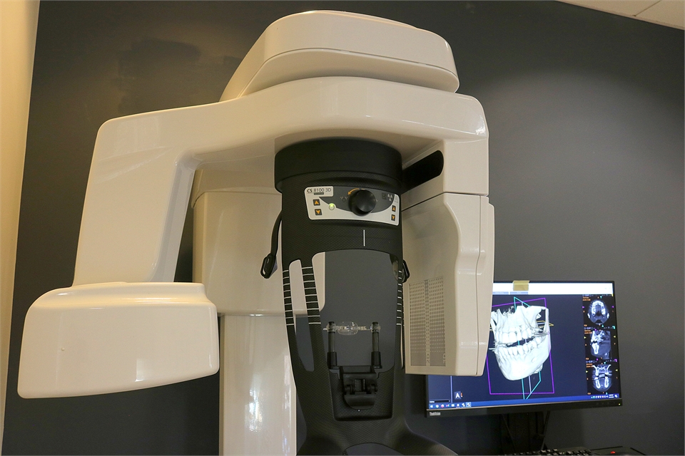 CARESTREAM 8100 PAN 3D CBCT at Boulder Smile Design