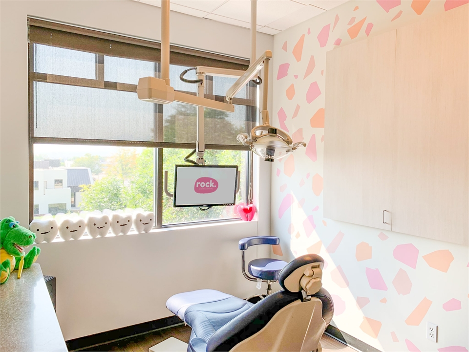 Dental chair in the operatory at Rock Pediatric Dentsitry Boulder