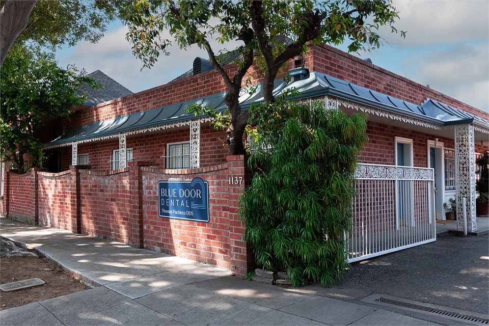 Blue Door Dental - Dentist Pasadena