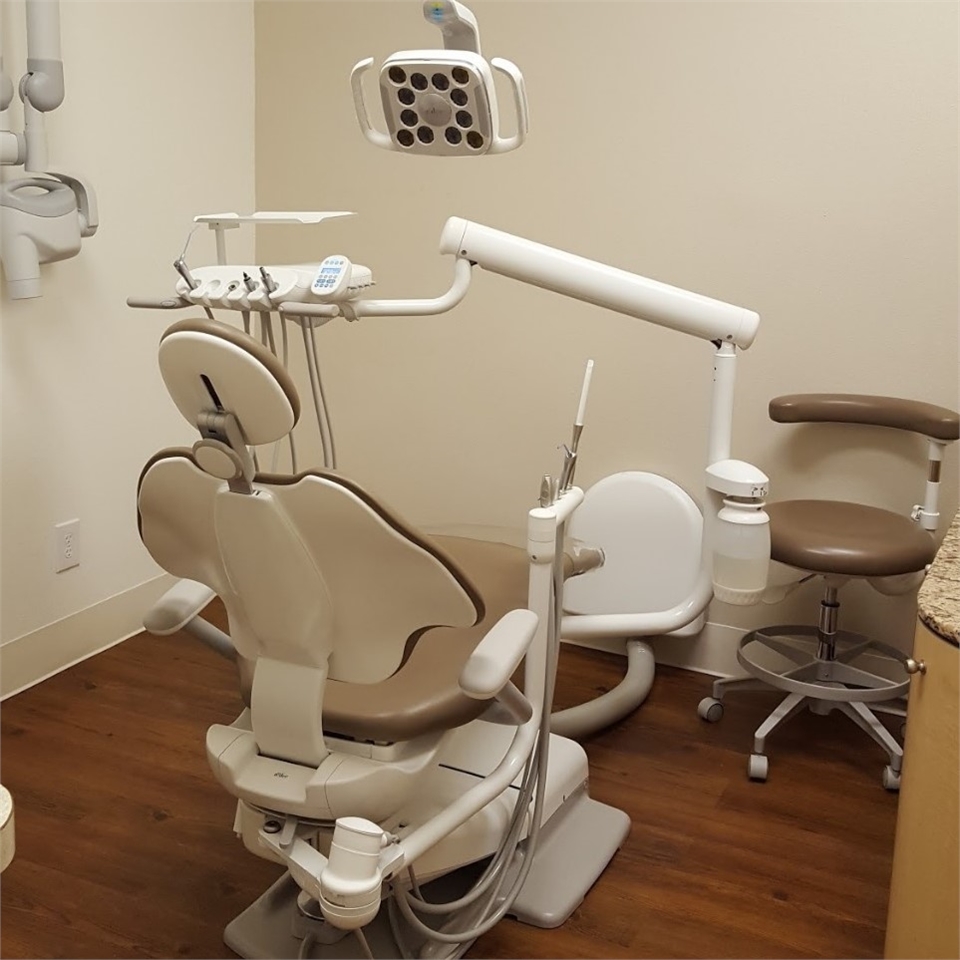 Dental chair at the office of Ricardo C. Guillen DDS PLLC