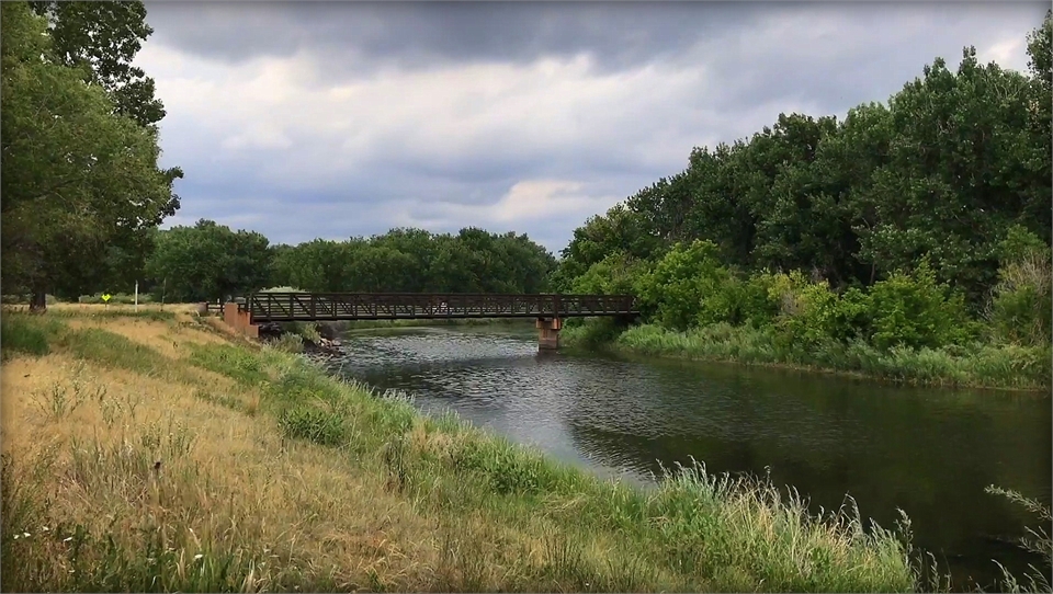 Chatfield State Park at 25 minutes drive to the west of Centennial dentist Ridgeview Dental