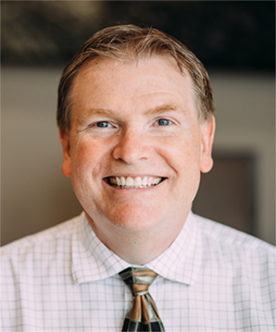 Quad Cities Davenport dentist Dr. James Larsen at Innovative Dentistry